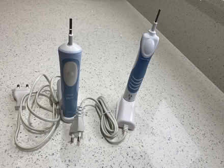 Photo of free 2 Oral B toothbrushes (Cheshunt EN7) #1