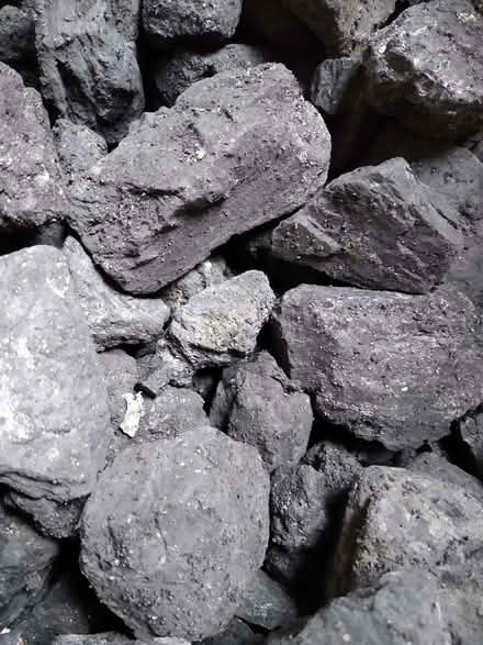Photo of free House Coal (Sunbury-on-Thames KT12) #1
