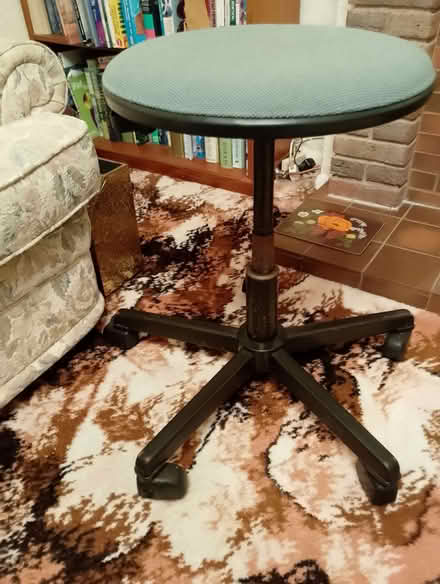 Photo of free Office stool on wheels (Hutton CM13) #1