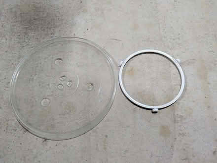 Photo of free Turntable platter for microwave oven (Oswestry SY10) #1