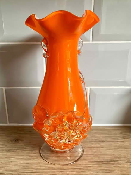 Photo of free Glass vase, orange, 70s (Torthorwald DG1) #3