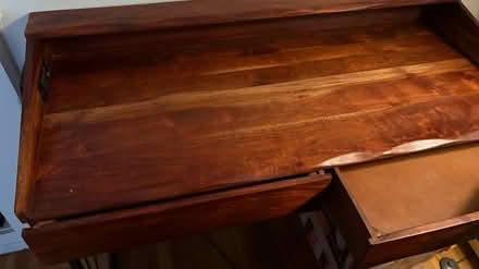 Photo of free Desk (Northridge) #4