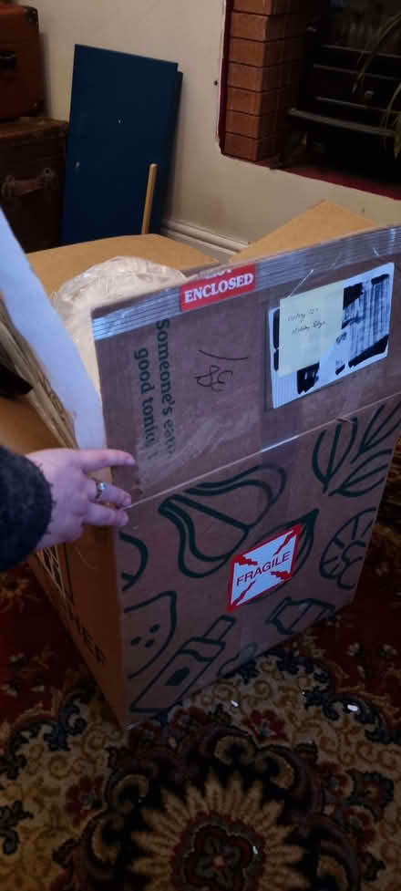 Photo of free Padded box with large bubble wrap sheets (Penrith CA11) #3