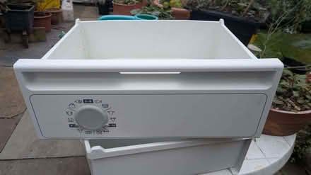 Photo of free Siemens integrated freezer...DOES NOT WORK (St Albans AL4) #1