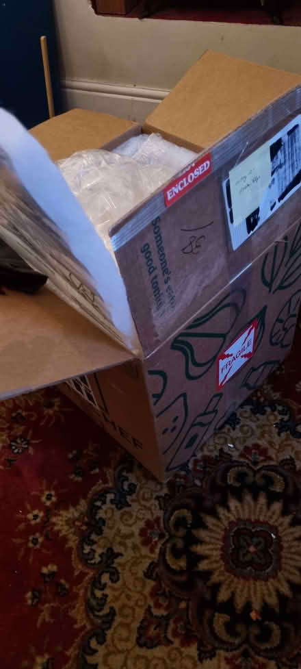 Photo of free Padded box with large bubble wrap sheets (Penrith CA11) #2