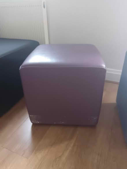 Photo of free Cube seat (SW15 Putney Vale) #1
