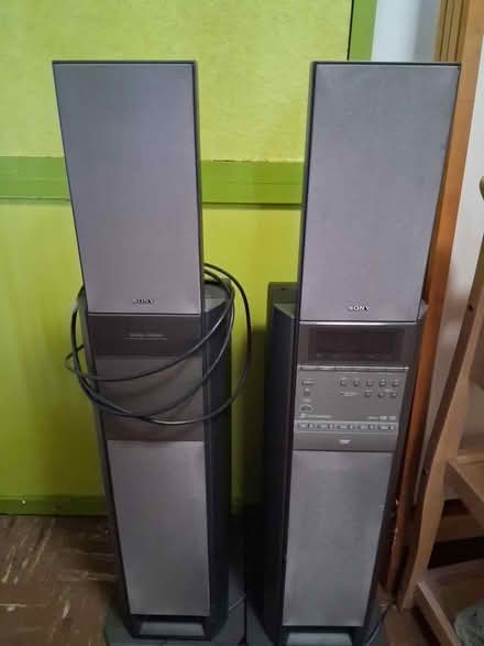 Photo of free Small organ and furniture (Fairmede-Hilltop) #4