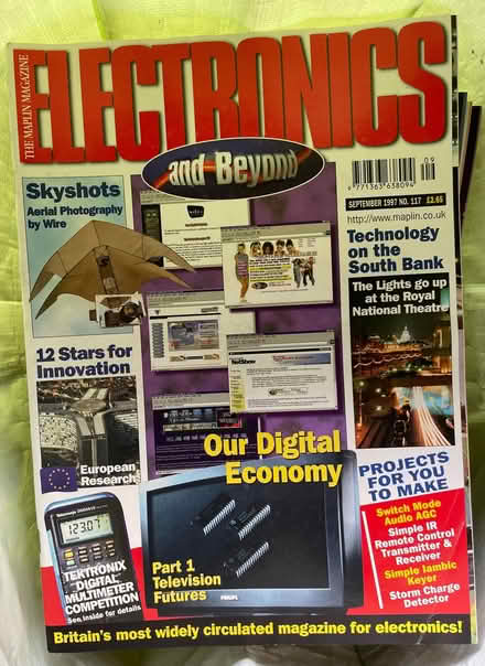 Photo of free Electronics magazines (Widmer End HP15) #1
