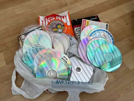 Photo of free Old CD and dvd (Portchester PO16) #1