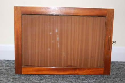 Photo of free Display case (Worthen SY5) #1