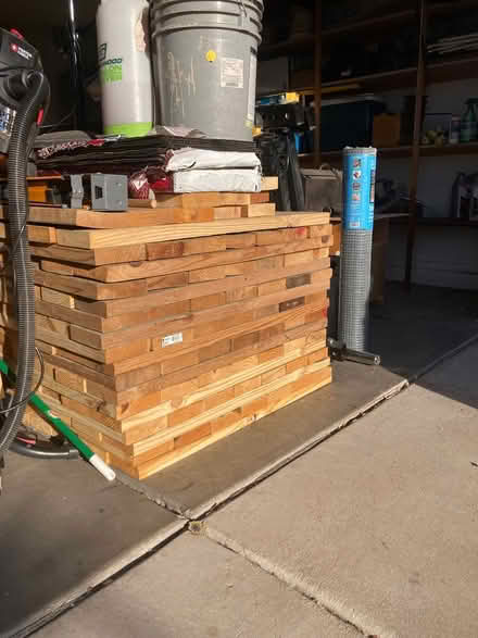 Photo of free wood (95th Ave west on MT. View) #1