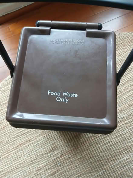 Photo of free Large food bin (Surbiton) #1