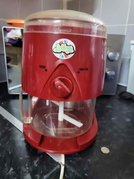 Photo of free Lickleys slushy maker (SM6) #3
