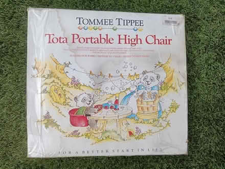 Photo of free Portable High Chair (Red) (Tilehurst (RG31)) #3