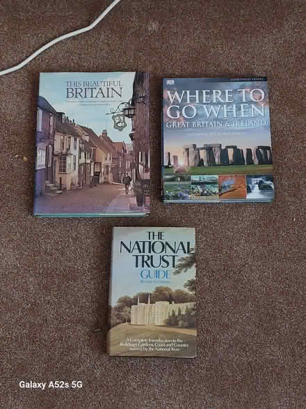Photo of free Readers digest geography (Moseley Green WV10) #1