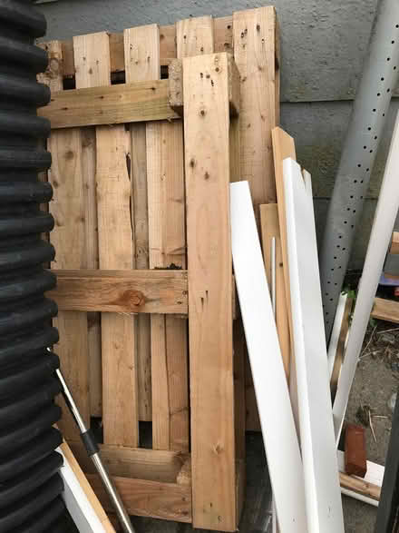 Photo of free Wood… pallets and bits bonfire? (WN7) #2