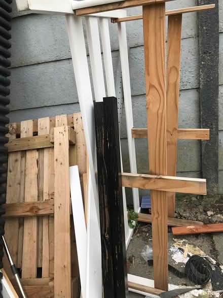 Photo of free Wood… pallets and bits bonfire? (WN7) #1