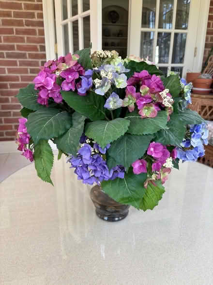 Photo of free Decorative items (By garage) #3