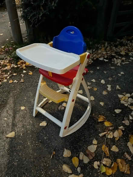 Photo of free Plastic high chair (CM3 East Hanningfield.) #1