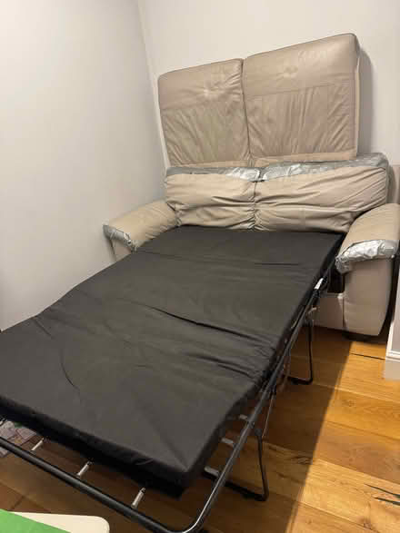 Photo of free Sofa bed (East Sheen SW14) #2