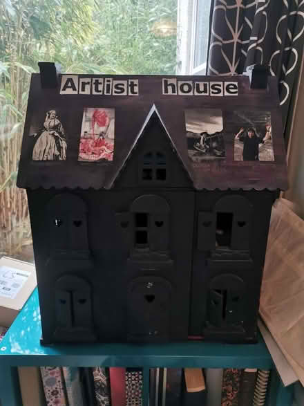 Photo of free Dolls House (Beckenham, BR3) #2