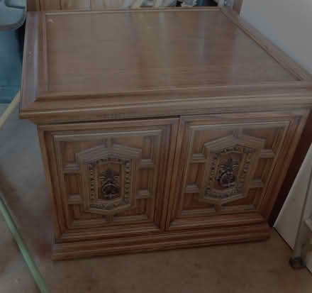 Photo of free solid wood end table cube (Meridian & Curtner Ave) #1