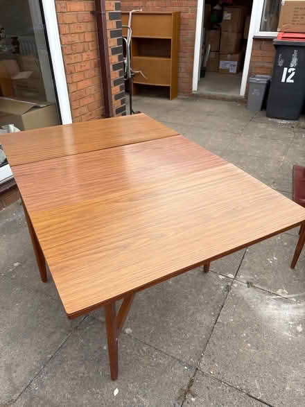Photo of free Dinning room leaf table and 4 chairs (Wellington TF1) #2