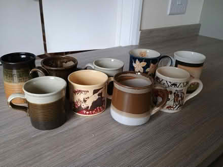 Photo of free Collection of mugs (Bloomfield) #1