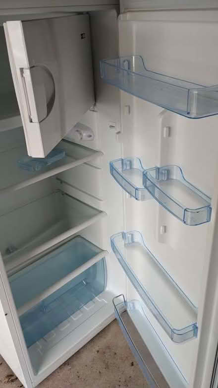 Photo of free Fridge (Rode Manor BA11) #2