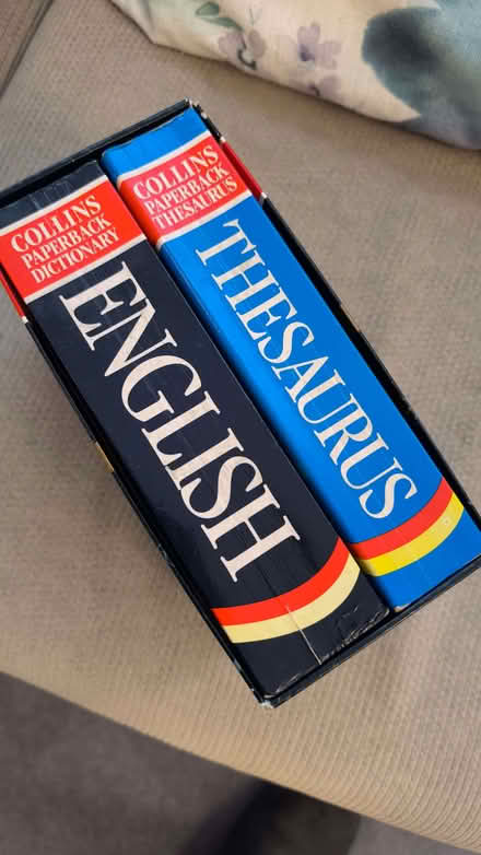 Photo of free Dictionary and thesaurus (The Camp AL1) #2