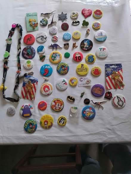 Photo of free Badge collection p (Hereford HR4) #1