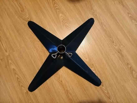 Photo of free Christmas tree stand (Wantage, OX12) #1