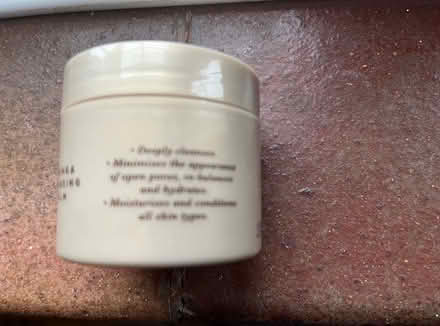 Photo of free unused 30g pot of cleansing balm (Poulner BH24) #2