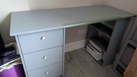 Photo of free Desk (Tollcross) #1