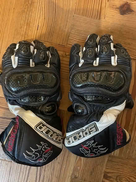 Photo of free Ladies motorbike gloves (Belmont SM5) #1