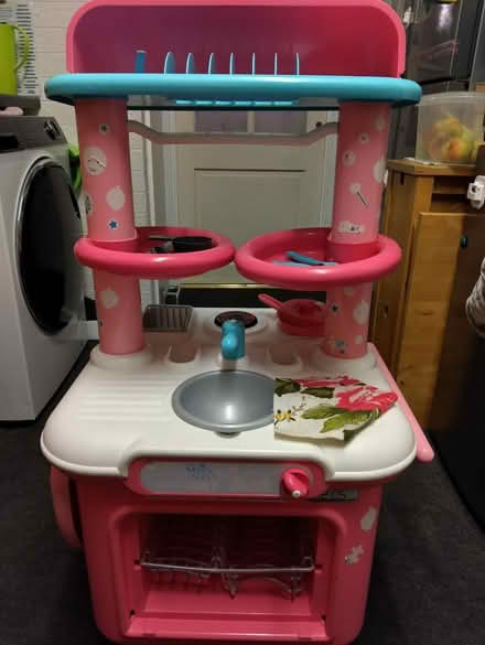Photo of free Kids Play Kitchen (Orpington BR5) #4