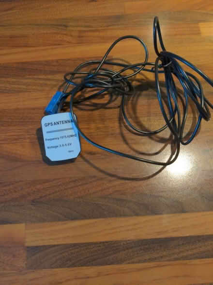 Photo of free GPS antenna receiver for cars (Fareham PO16) #1