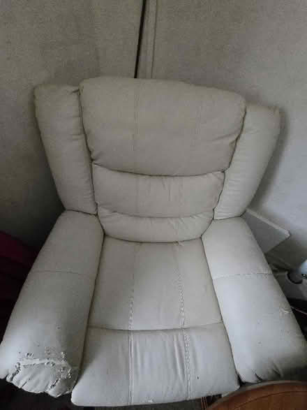 Photo of free Leather Recliner Armchair (Rayleigh SS6) #1