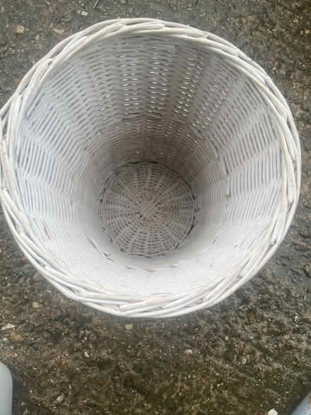 Photo of free Waste paper basket (TW13) #2