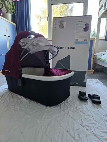 Photo of free Uppababy Cruz Carrycot, Burgundy (Shepherds Bush W14) #1