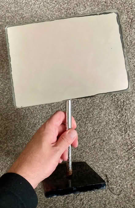 Photo of free rotating shaving mirror (Kirkley NR33) #2
