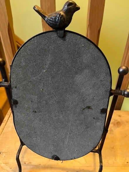 Photo of free small mirror on metal frame (Poulner BH24) #3