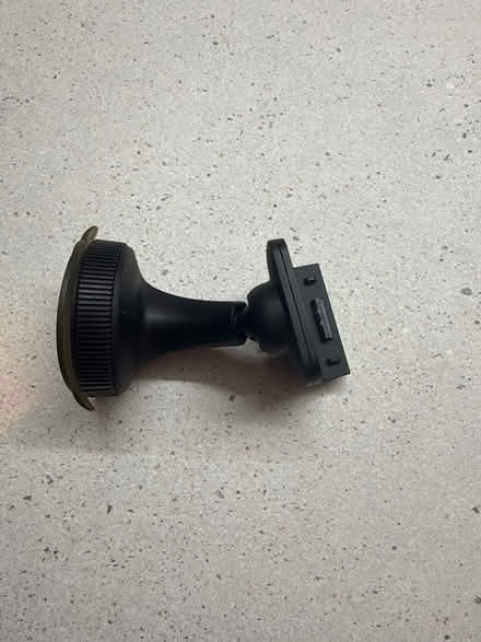 Photo of free Tom Tom Car Mount (Sarisbury Green SO31) #2