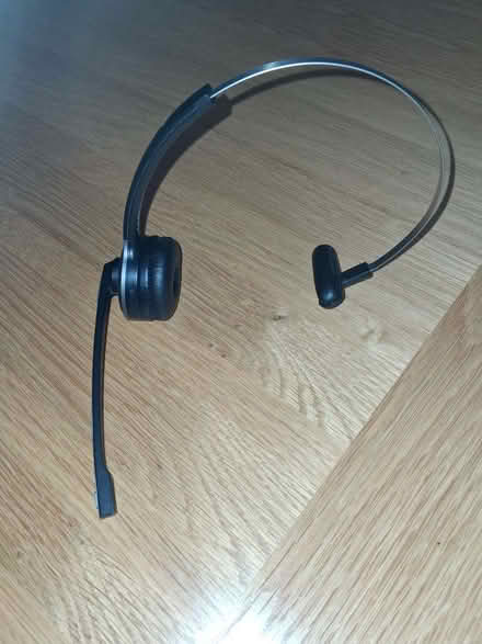 Photo of free Bluetooth monaural headset (Headington OX3) #1