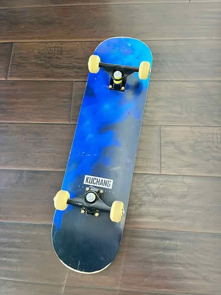 Photo of free Skateboard (Wolfe and Evelyn) #1