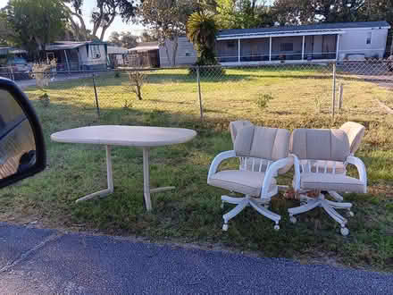 Photo of free Curb alert (In Oak Hill) #1