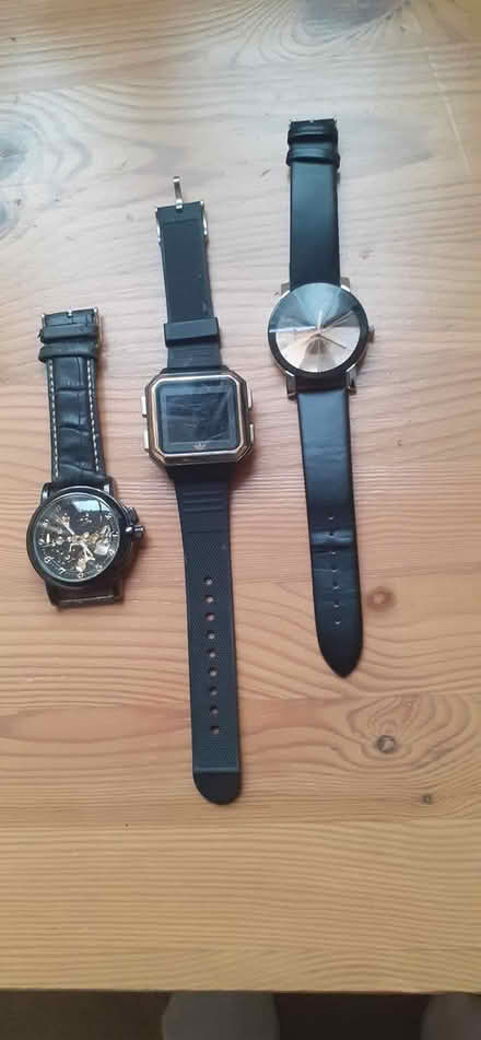 Photo of free 3 watches...not working (Crookesmoor S6) #1