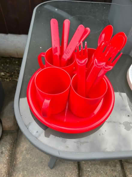 Photo of free Red Picnic set for 4 (Whitwick, Coalville LE67 5BR) #1
