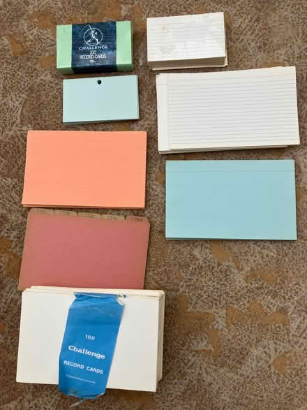 Photo of free Index/record cards, assorted (Chalkhouse Green RG4) #1