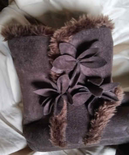 Photo of free Jessica Simpson cozy boots (Magnolia 98199) #2